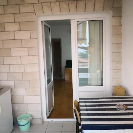Apartment 12 Brigita Makarska