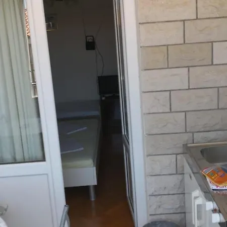 12 Brigita Apartment *
